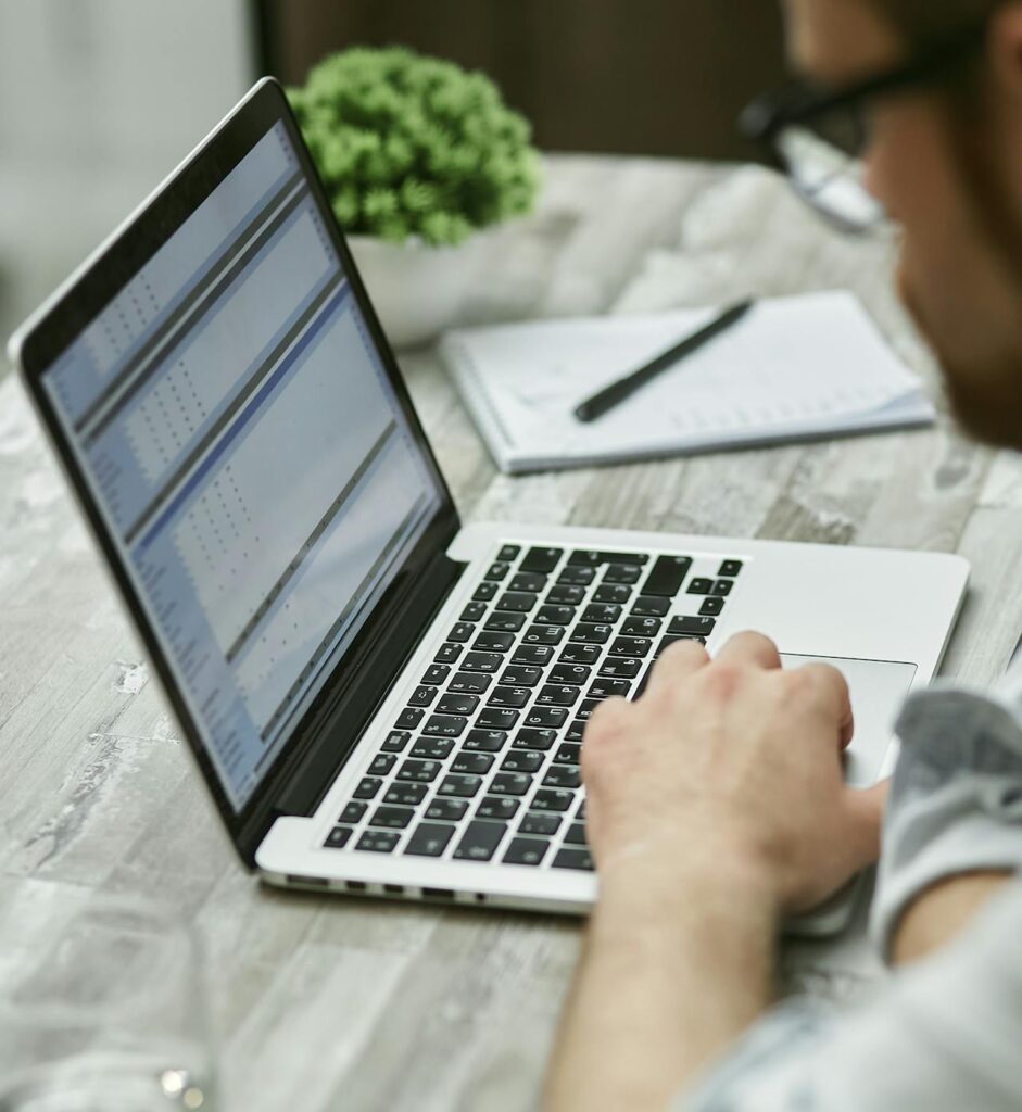 pexels mikhail nilov 7731370